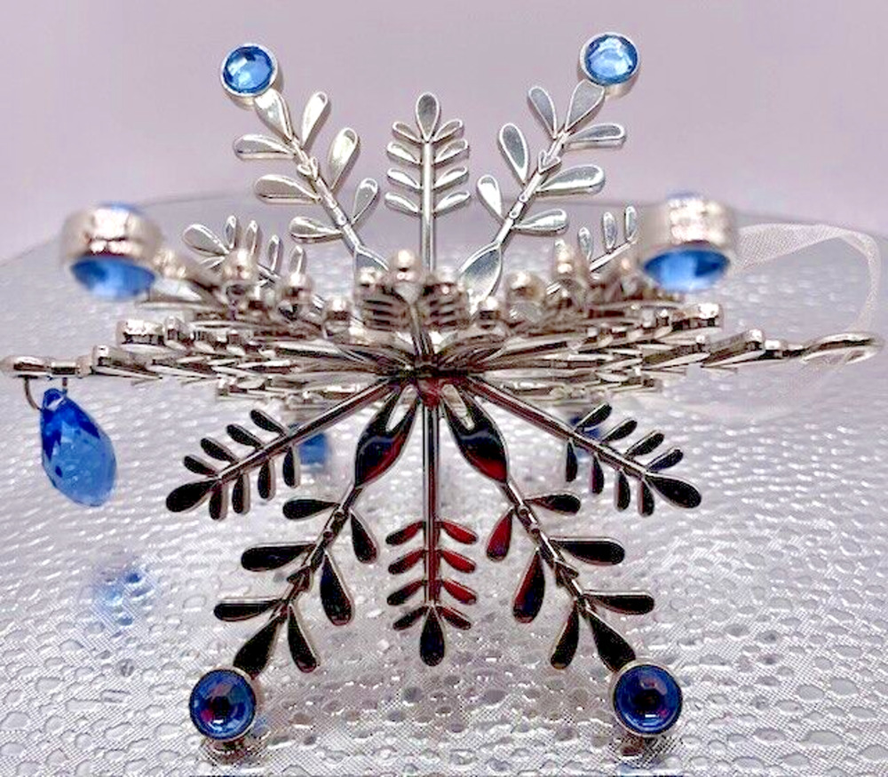 Hallmark Signature Elegant Snowflake Christmas Ornament